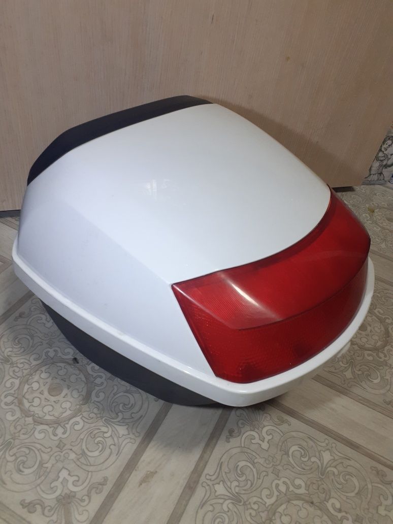 Продам багажник для мопеда