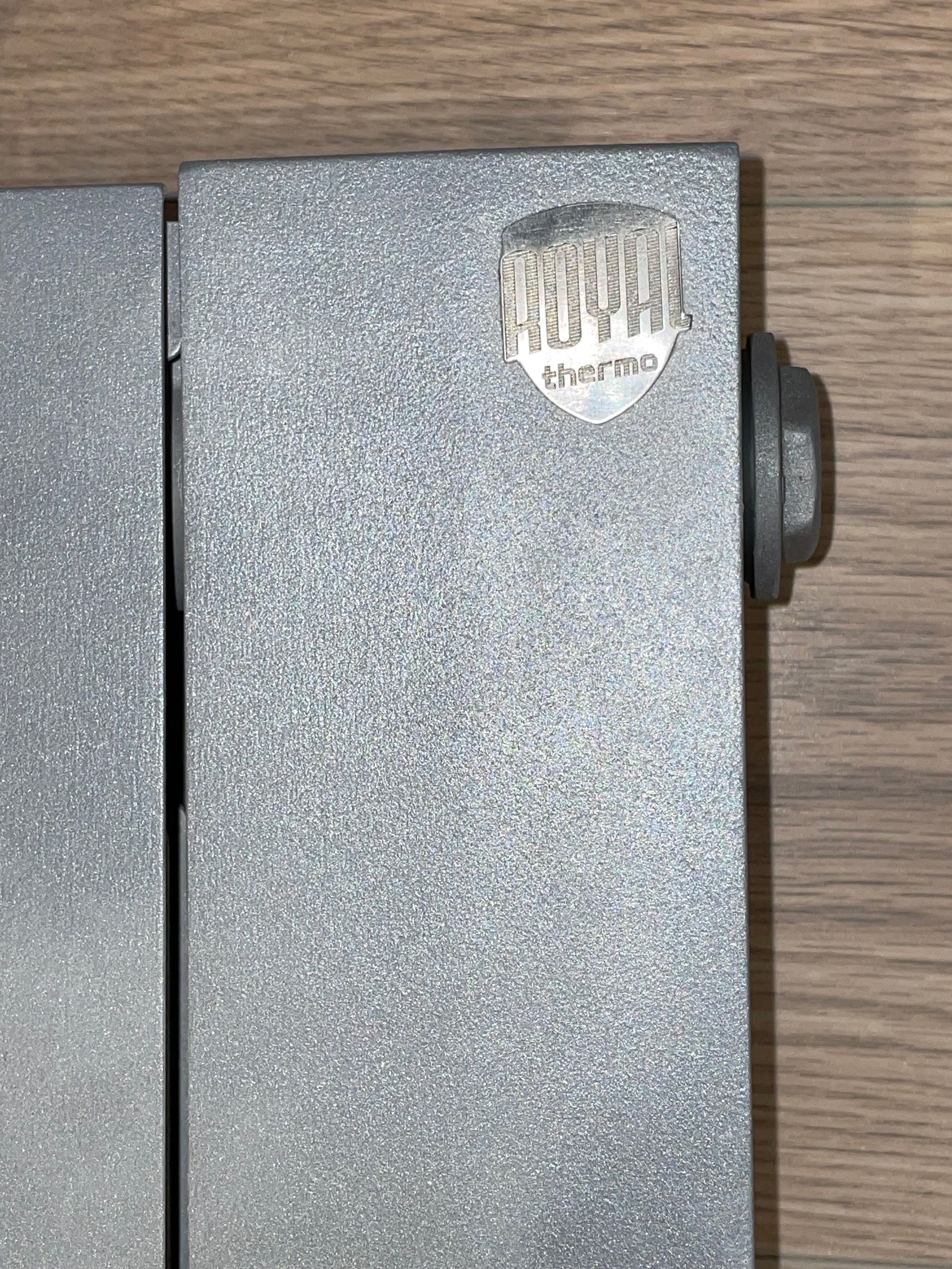 Батарея отопления Royal Thermo PianoForte, серое, 12 секции новое