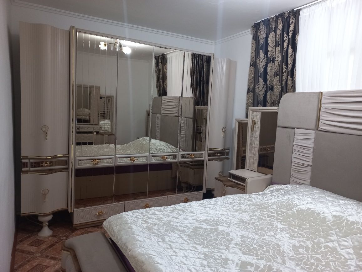 Продажа спального гарнитура