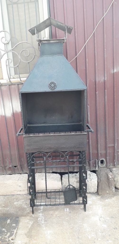 Мангал металлический