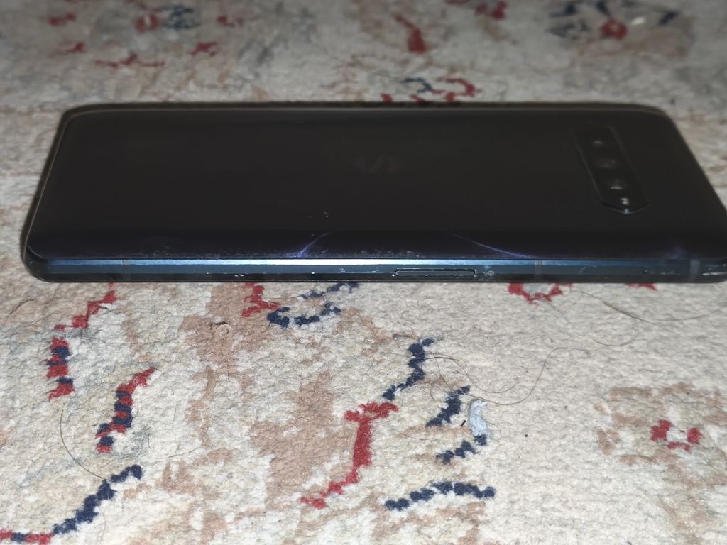Смартфон Xiaomi Black Shark 4