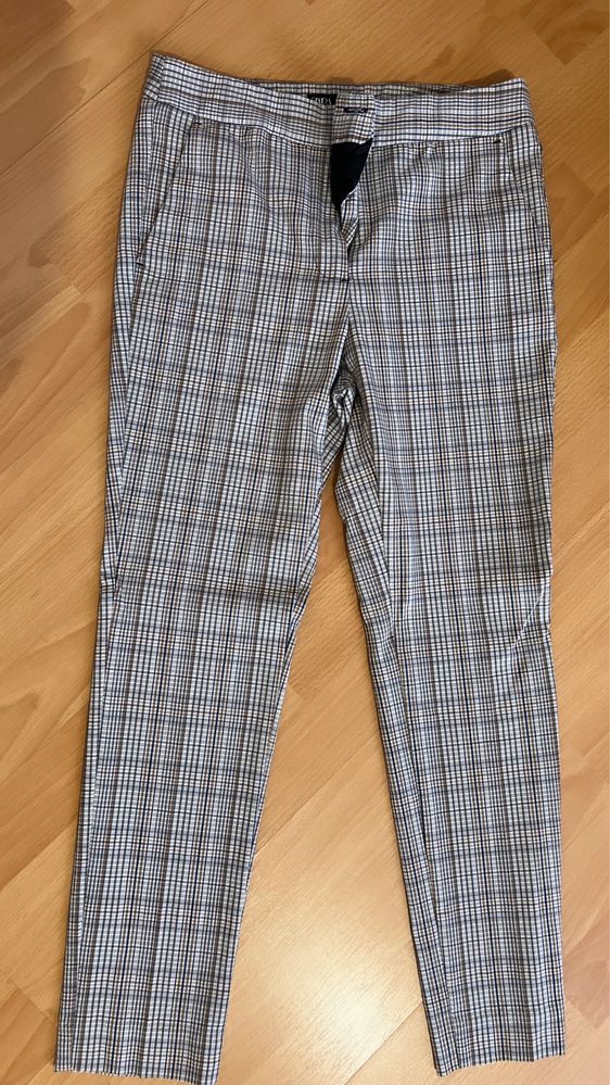 Брюки от Zara