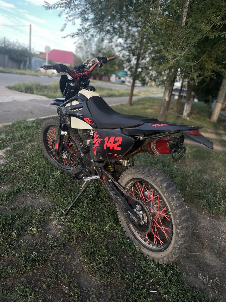 Мотоцикл эндурл 260