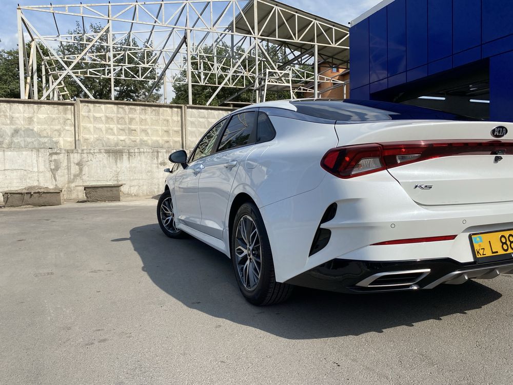 Продаю Kia k5 2021
