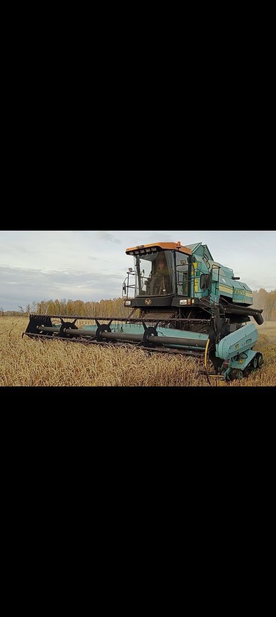 Продам комбайн Есиль 740