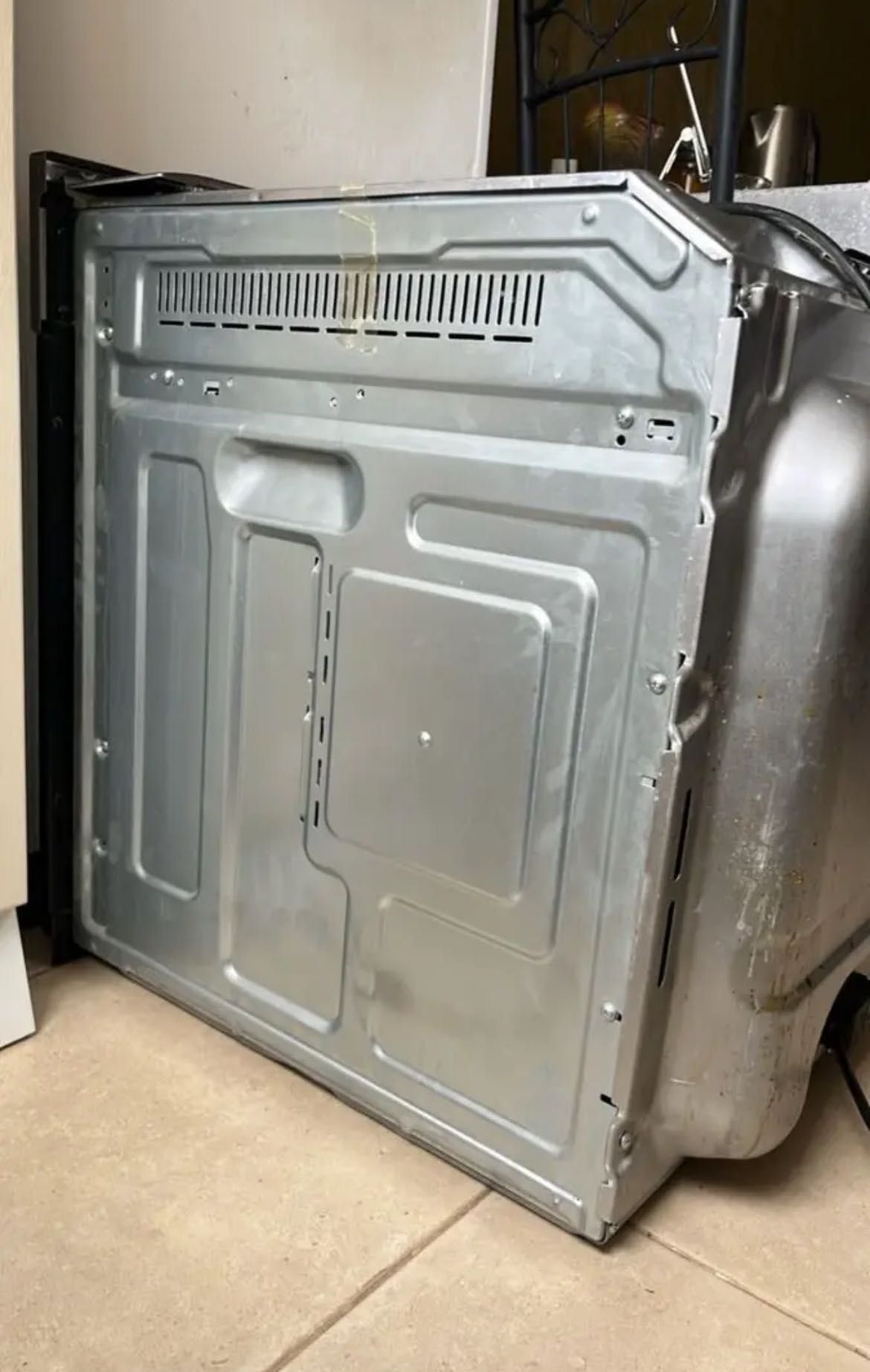 Духовка встроенная Hotpoint Ariston на запчасти