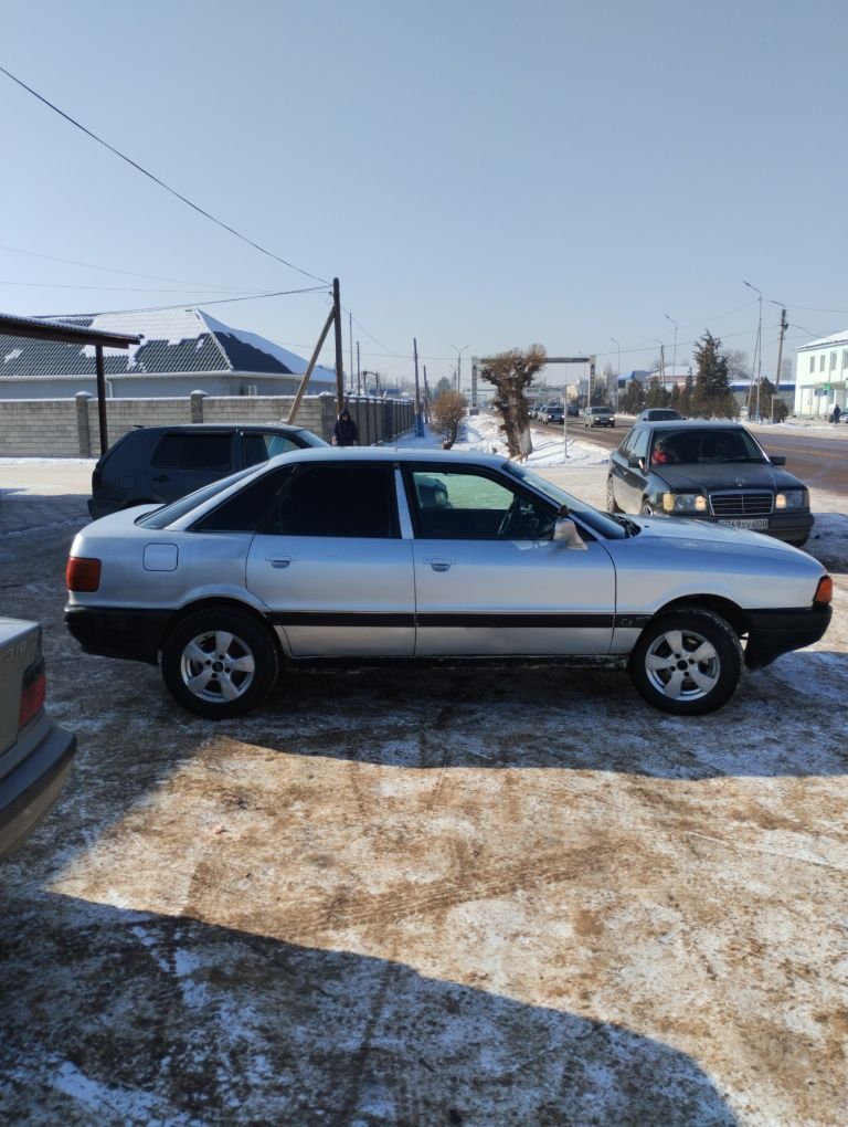 Ауди 80+прицеп сатылады