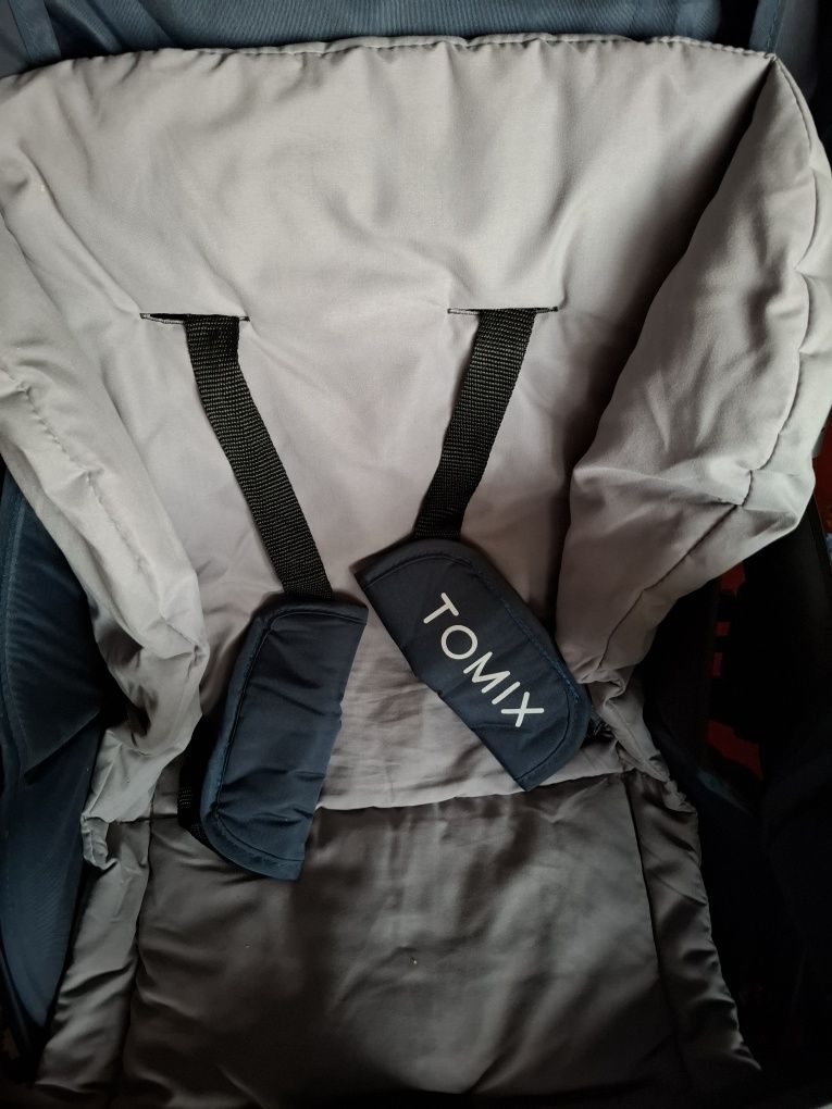 Продам Прогулочную коляску с перекидной ручкой Tomix Cosy V2