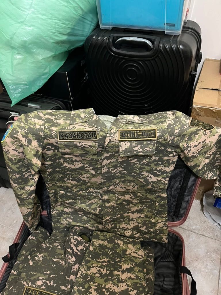 форма в полном комлекте для воен кафедры
