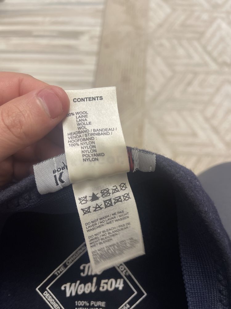Kangol. Покупался в Сити молл Караганда