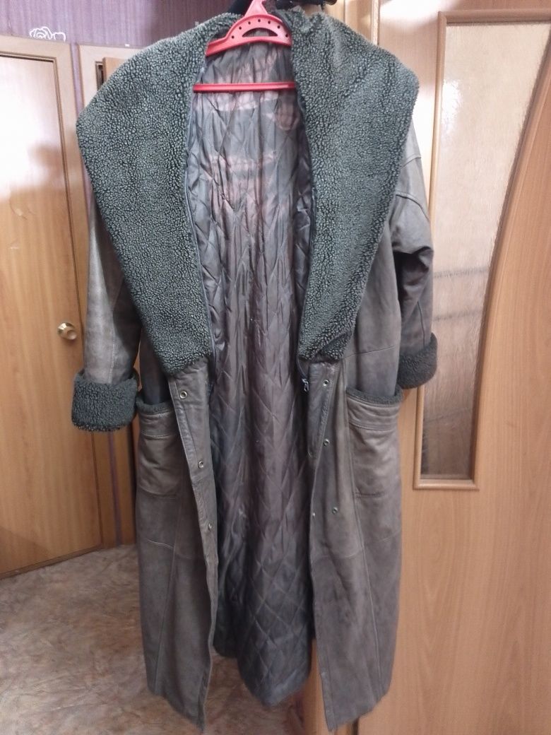 Плащ женский кожаный