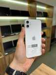 Apple iphone 11.