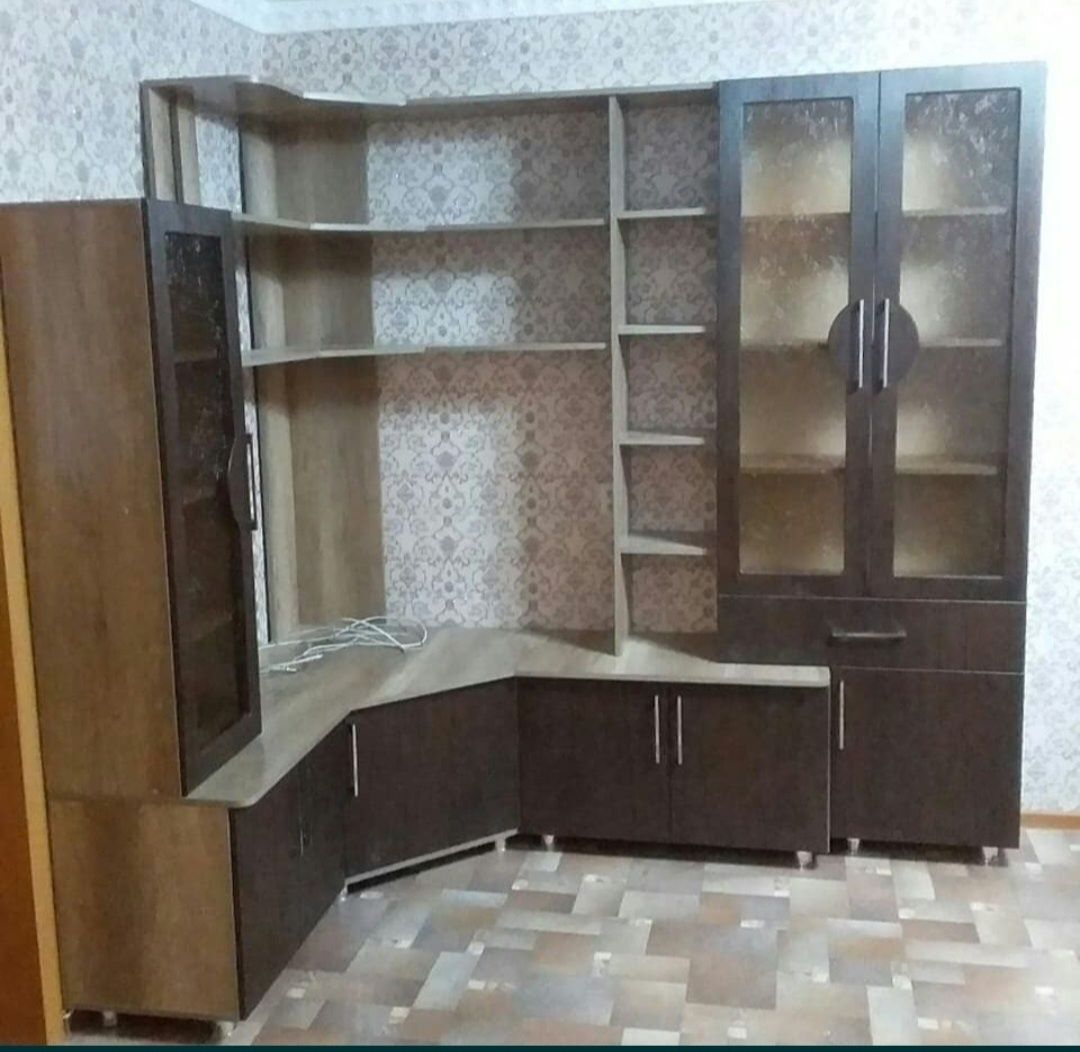 Продам угловую горку