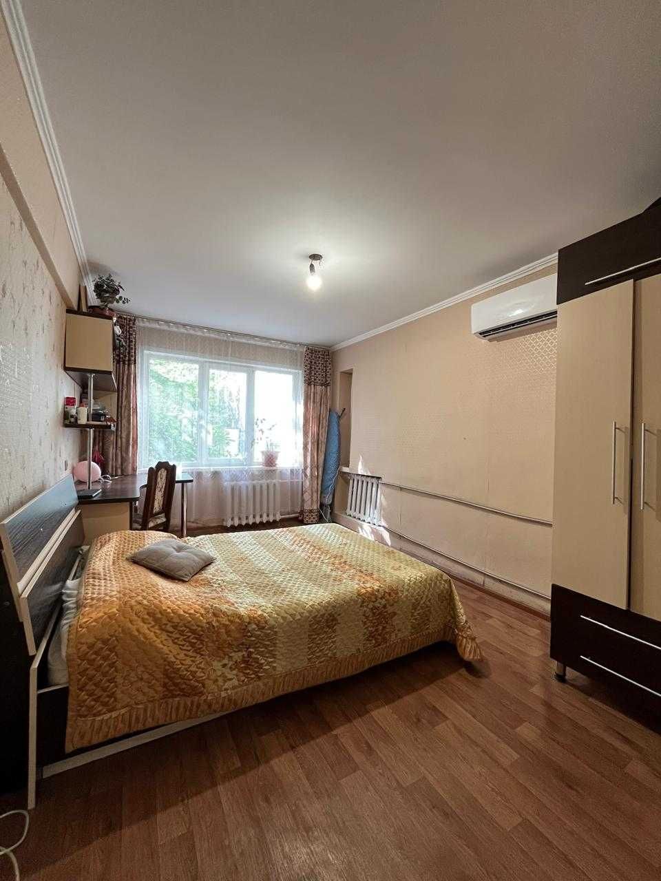 Продам 3х комн кв, Сатпаева 7, 1 этаж