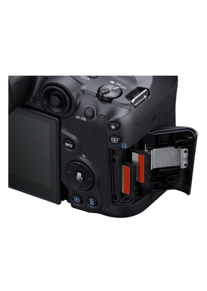 Фотоапарат canon r7. Почти новая.