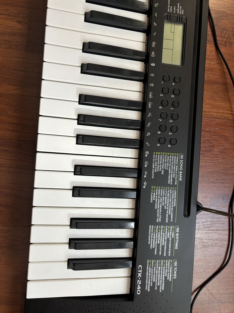 Синтезатор Casio CTK-240