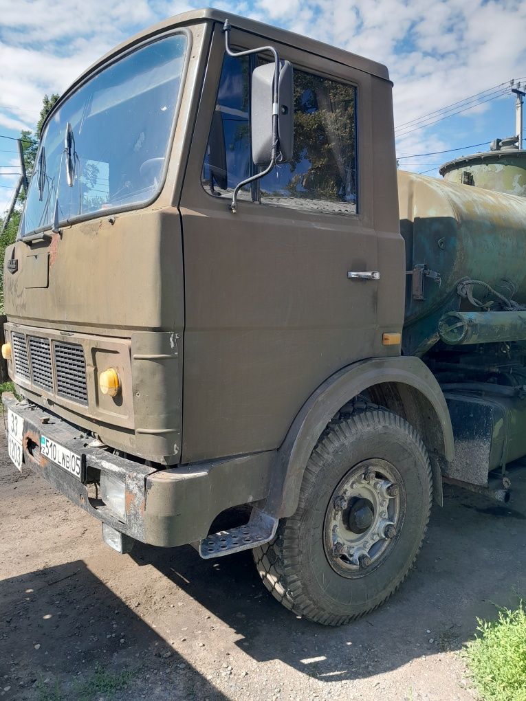 Продам бензавоз 1989 года