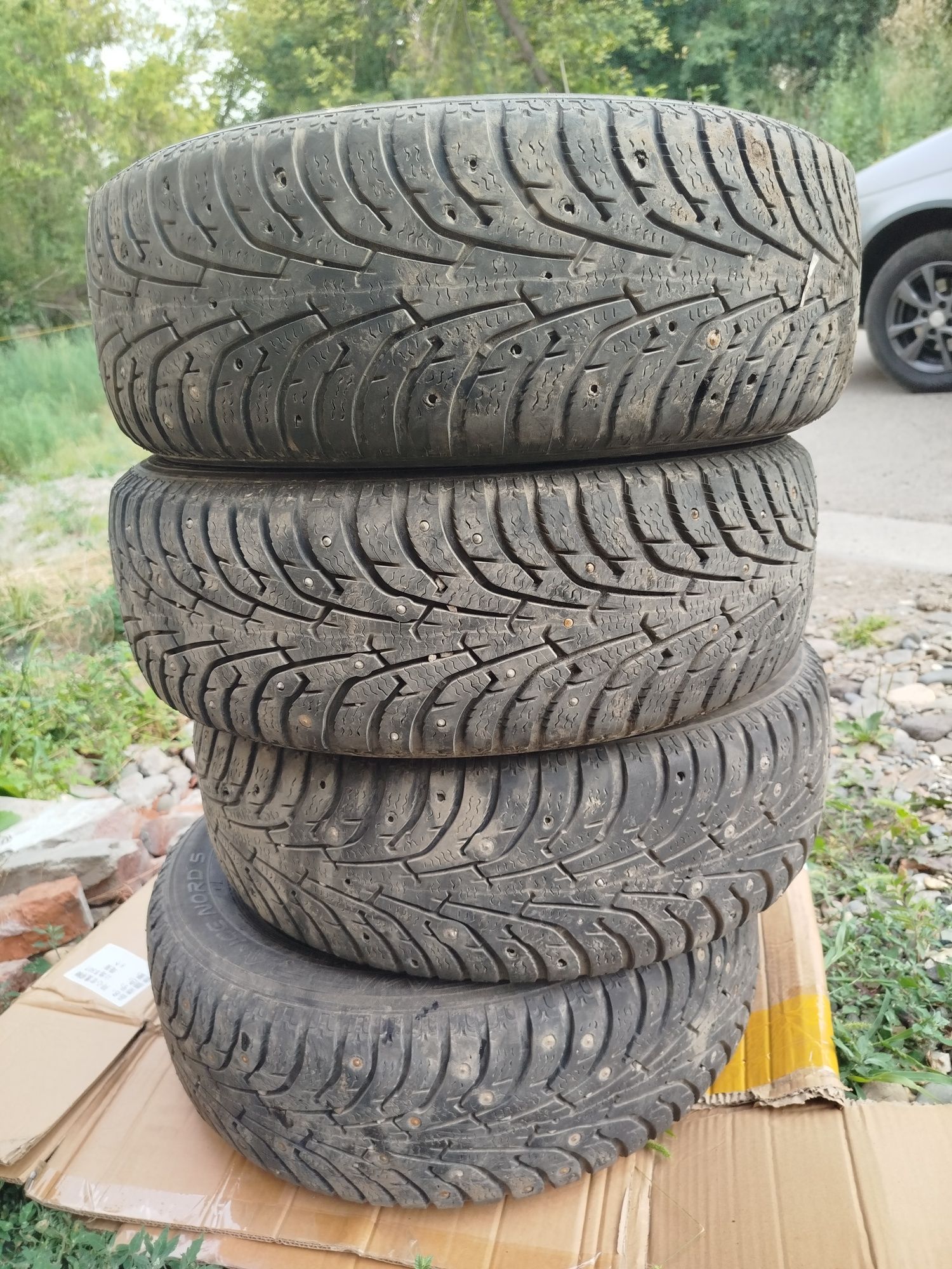 Продам зимнюю резину