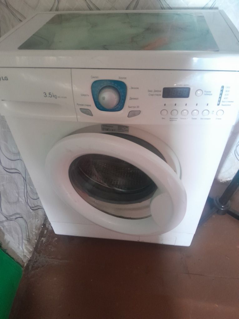 Продам стиральную машинку автомат