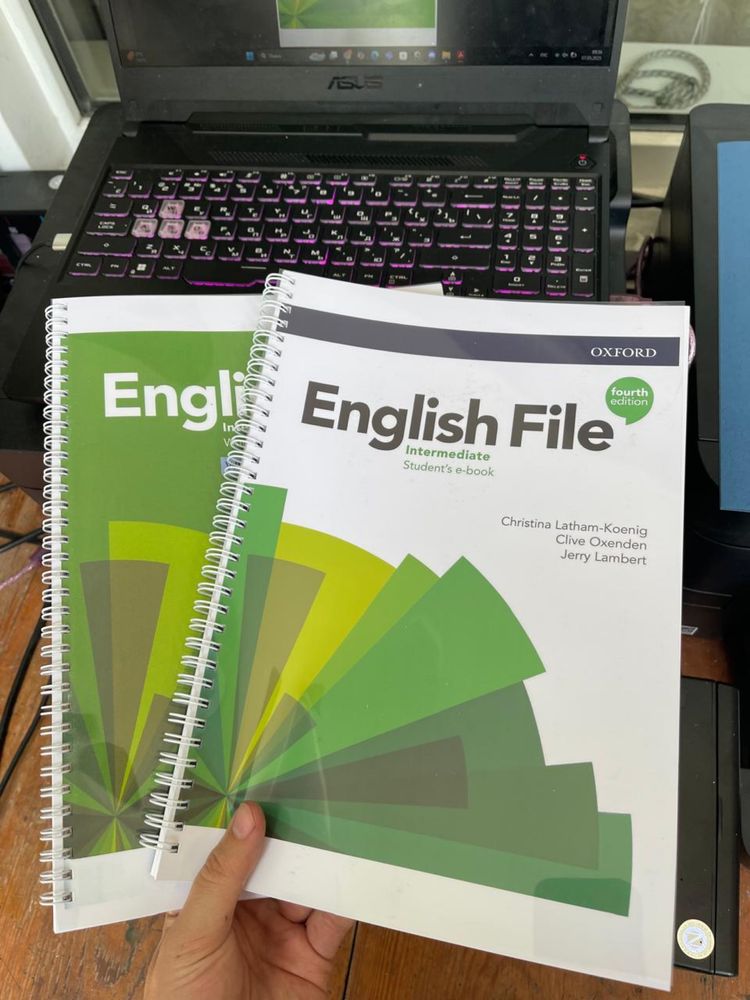 English File 4