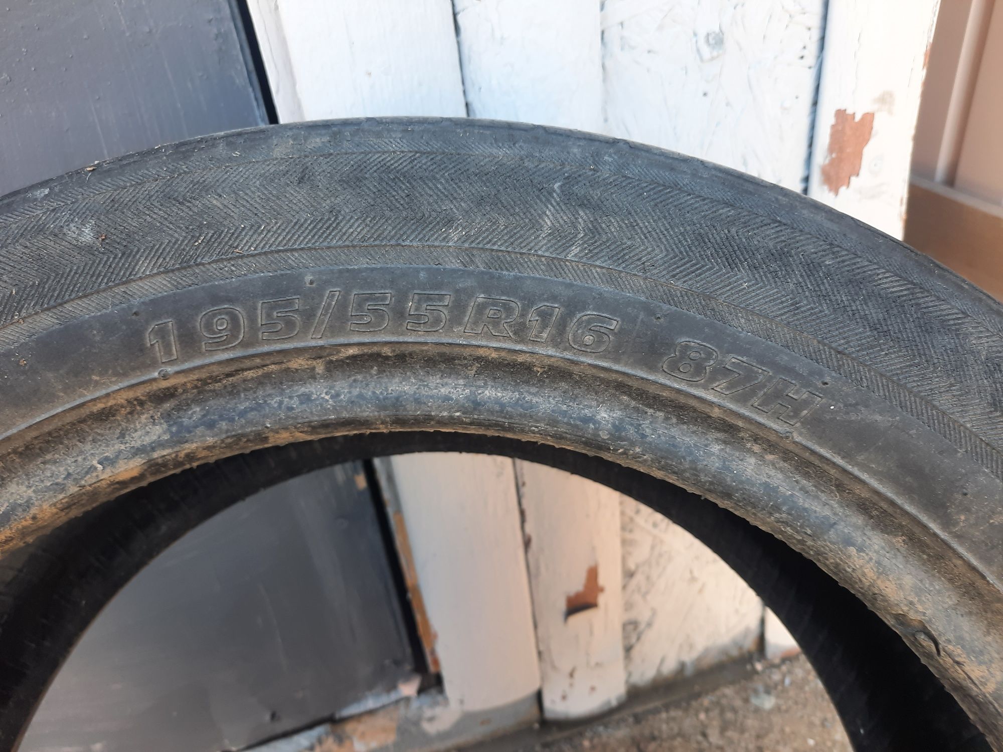 R16 195/55  R16 195/55