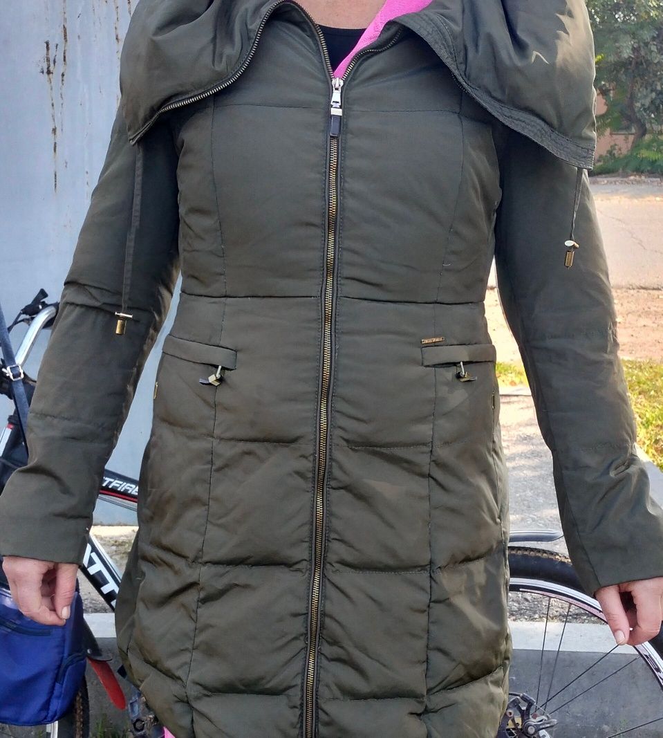 Пуховик Zara 48 размера