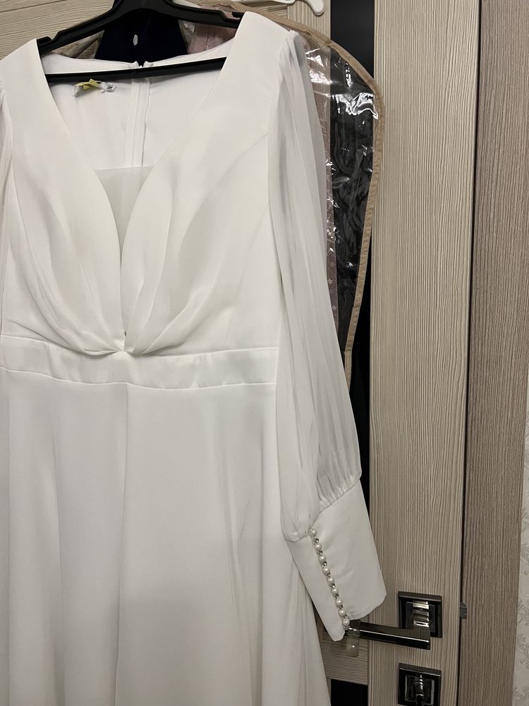 Продам свадебное платье
