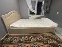 Спальный кровать