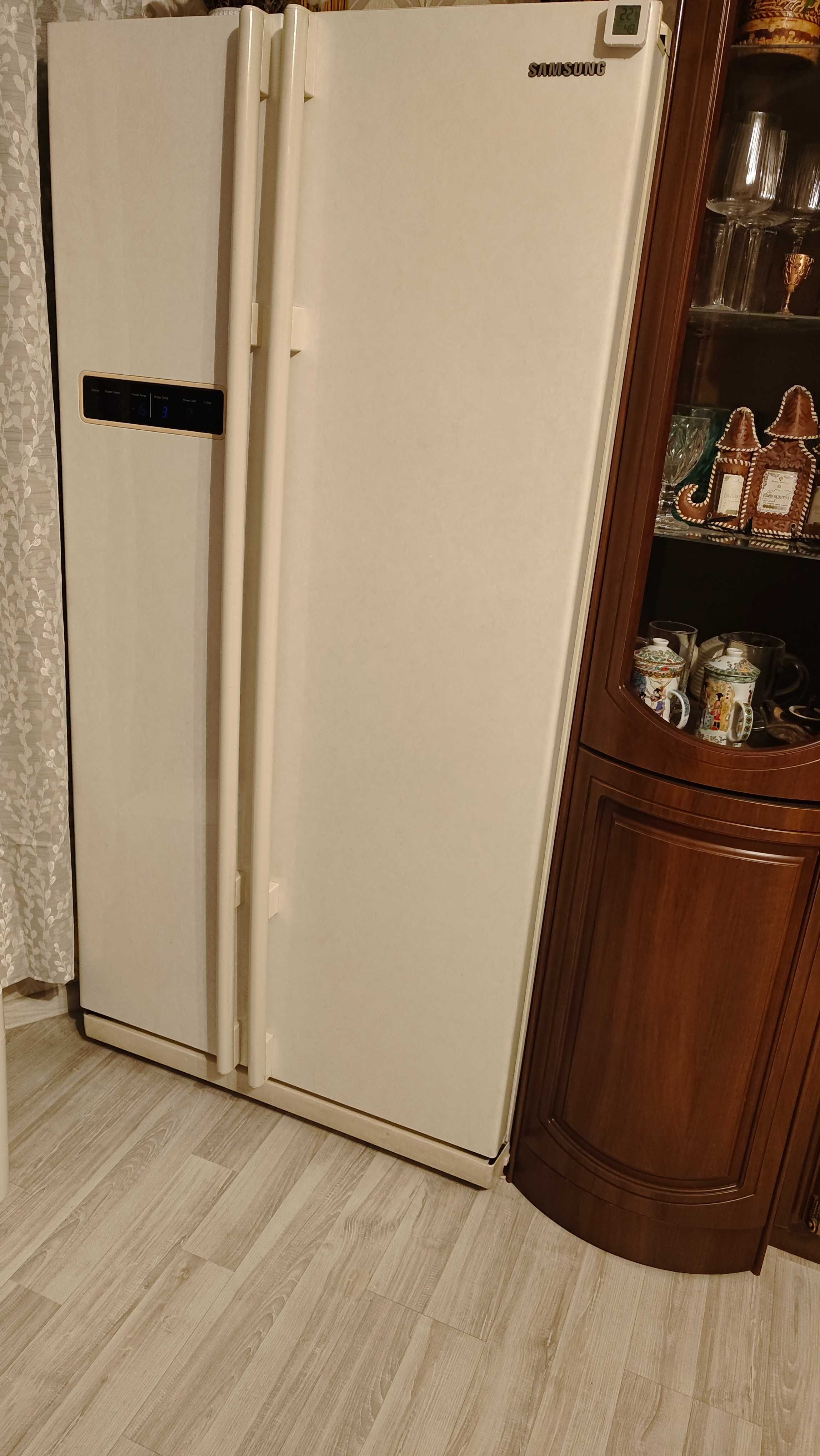Холодильник samsung side by side