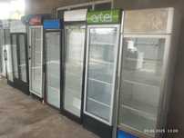 Продам витринные холодильники