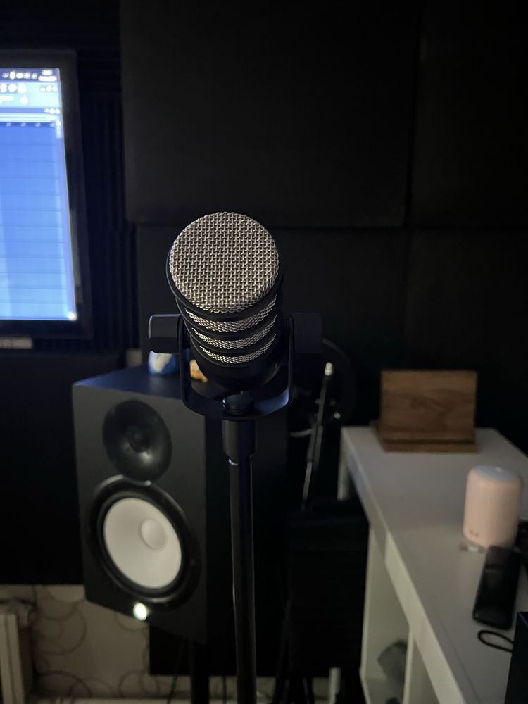 Микрофон rode podmic (XLR)