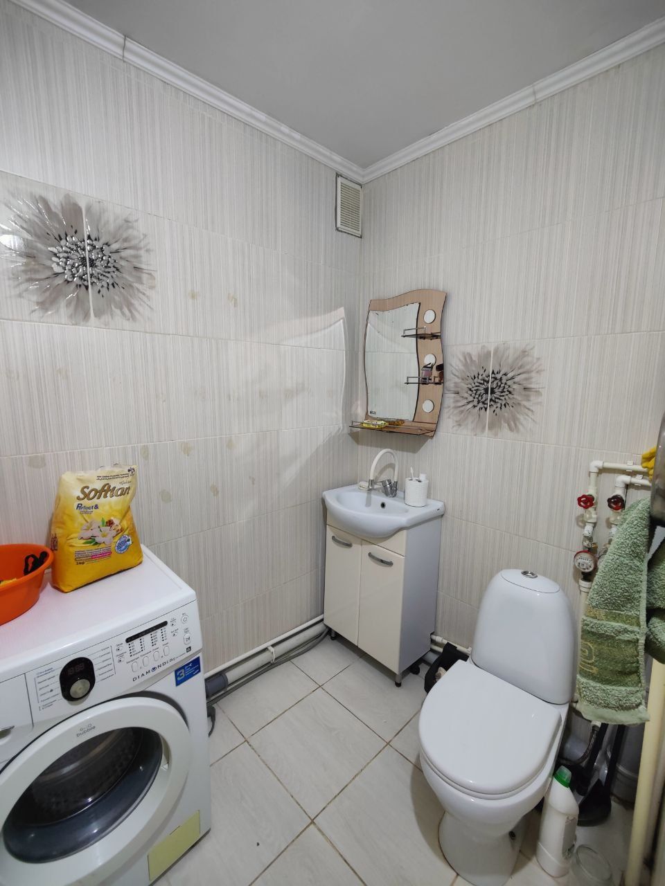 Продается 1 ком кв в рне 8 мкр