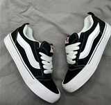Продам кроссовки vans (дутые)