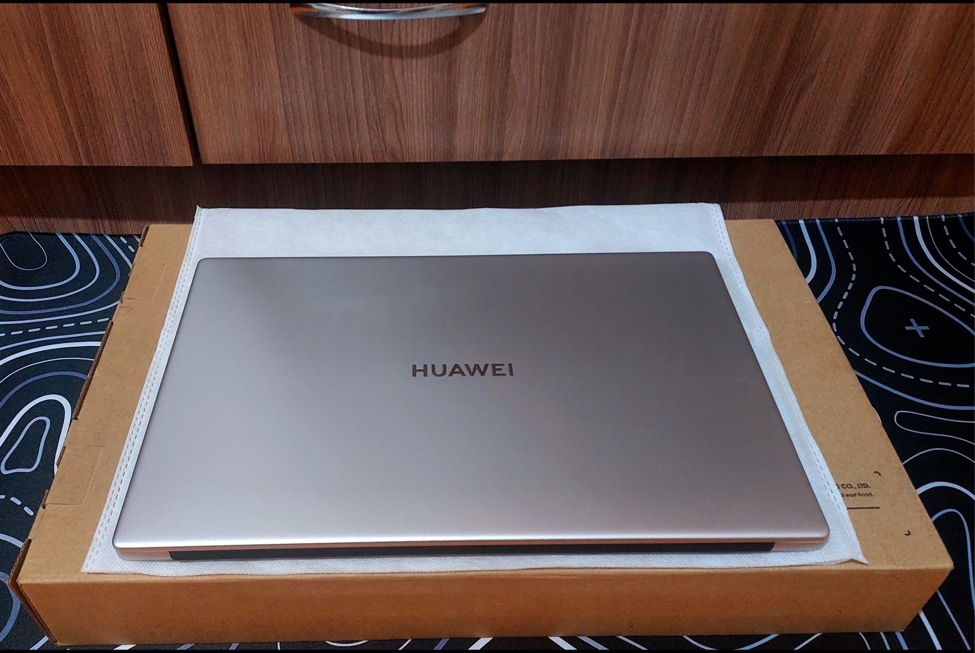 Премиум Huawei Мatebook R5x5 Ssd512/ozu8!!!