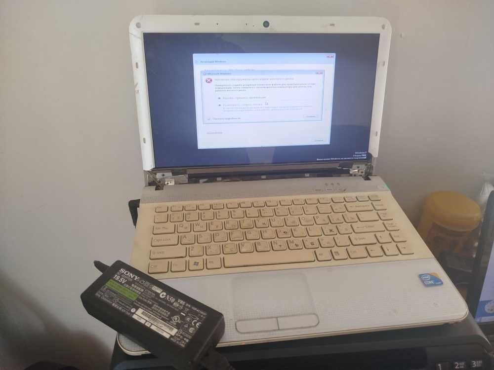 ноутбук Sony Waio i3