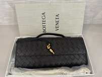 Bottega Veneta сумка- клатч