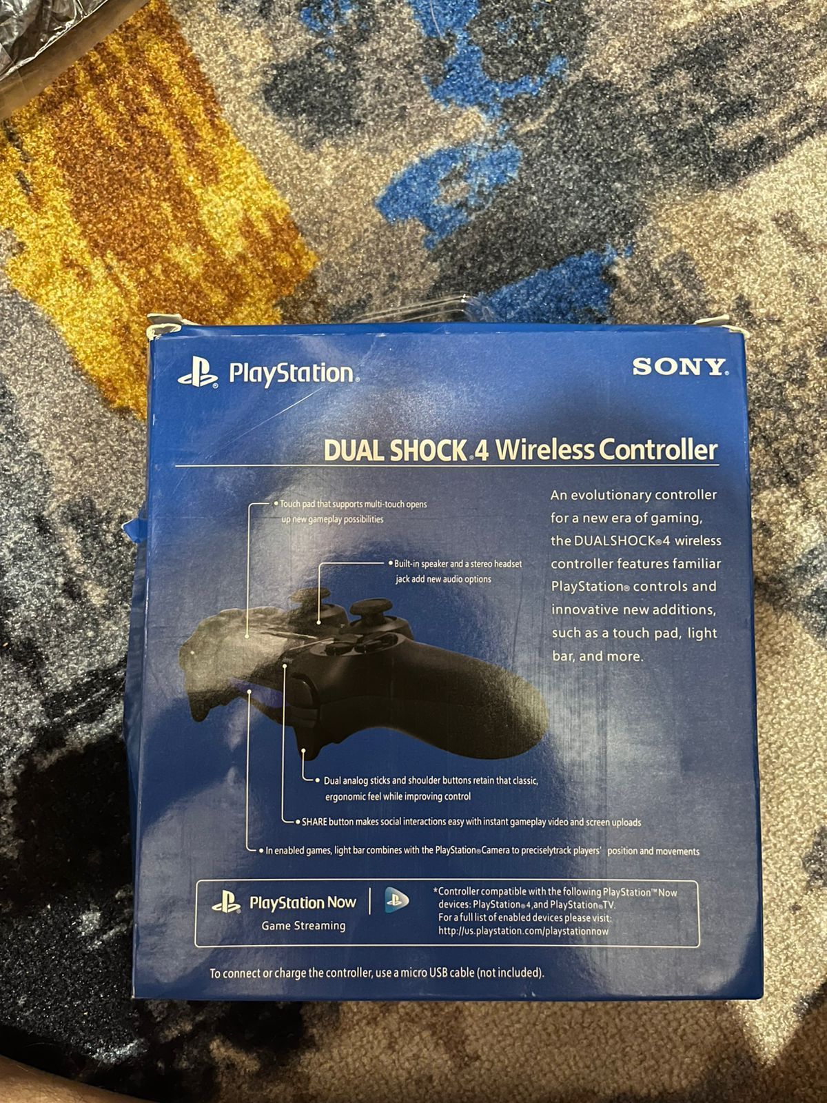 Продам геймпад на ps4 (новый)