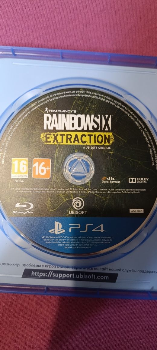 PlayStation 4 FAT  + 6 дисков