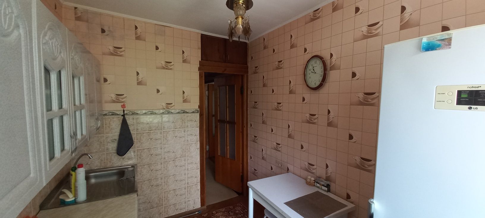 Продам 3-х комнатную квартиру в отличном районе