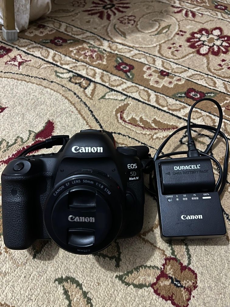 Canon EOS 5D Mark IV