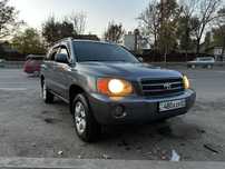 Продам машину Toyota Highlander