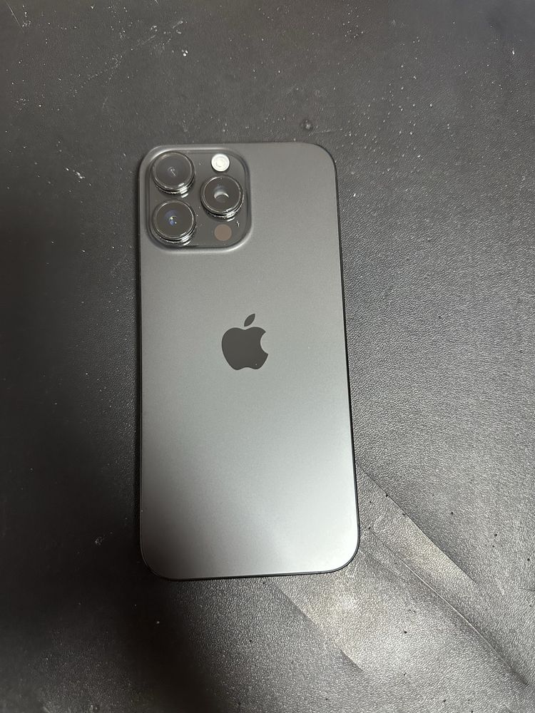 Iphone 16 pro МАХ 256гб