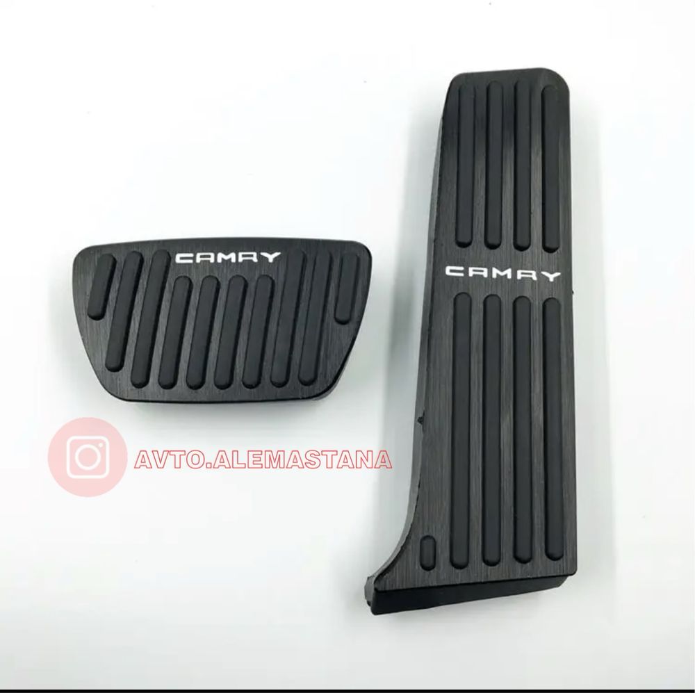 Накладки на  педали Toyota Camry 70-75