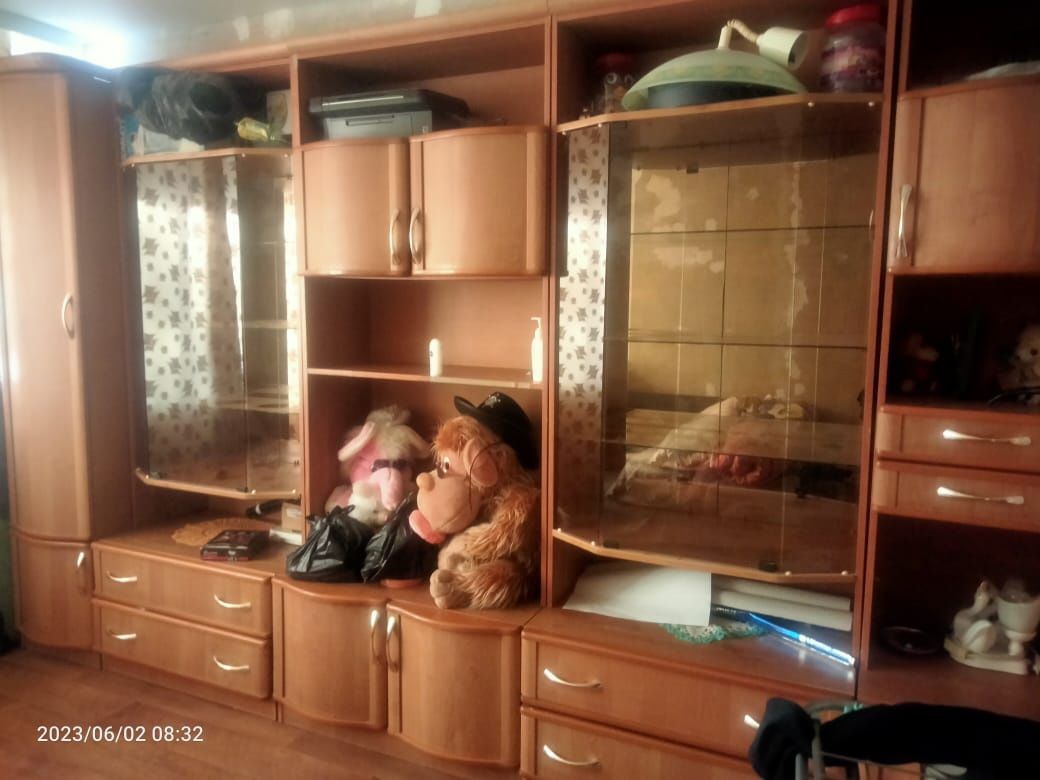 Продам Стенку срочно