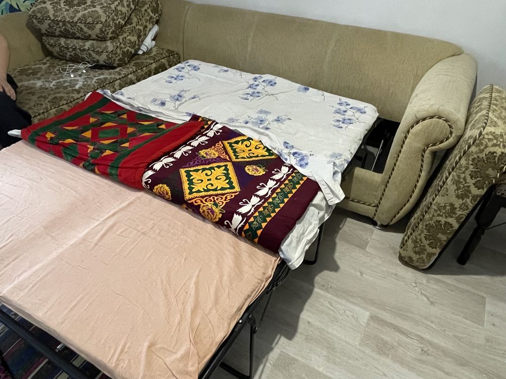Продам диван хорошего качества, б/у, Италия