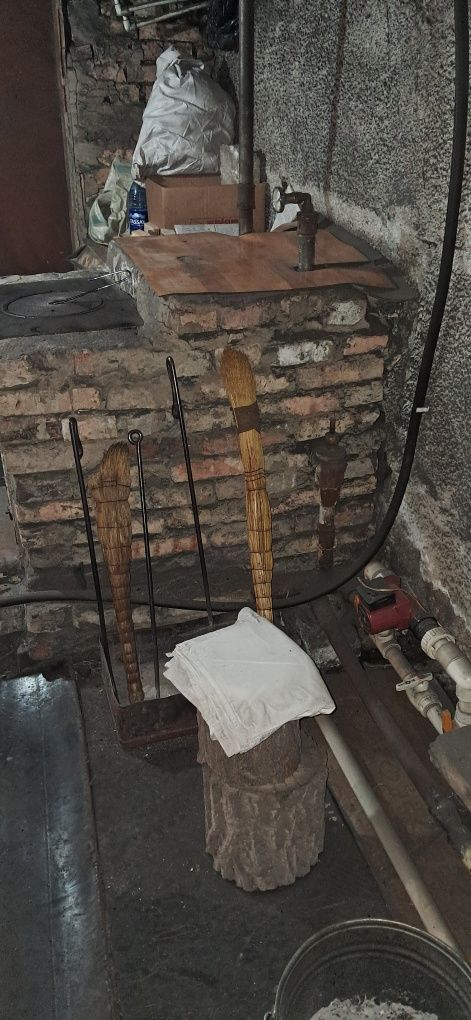 ПРОДАМ КОТЁЛ трубы и радиаторы