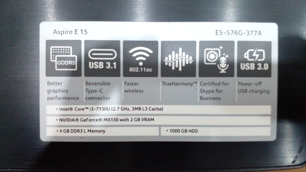 СРОЧНО!Ноутбук игровой ACER, SSD256gb+1Tb HDD+6gb ОЗУ