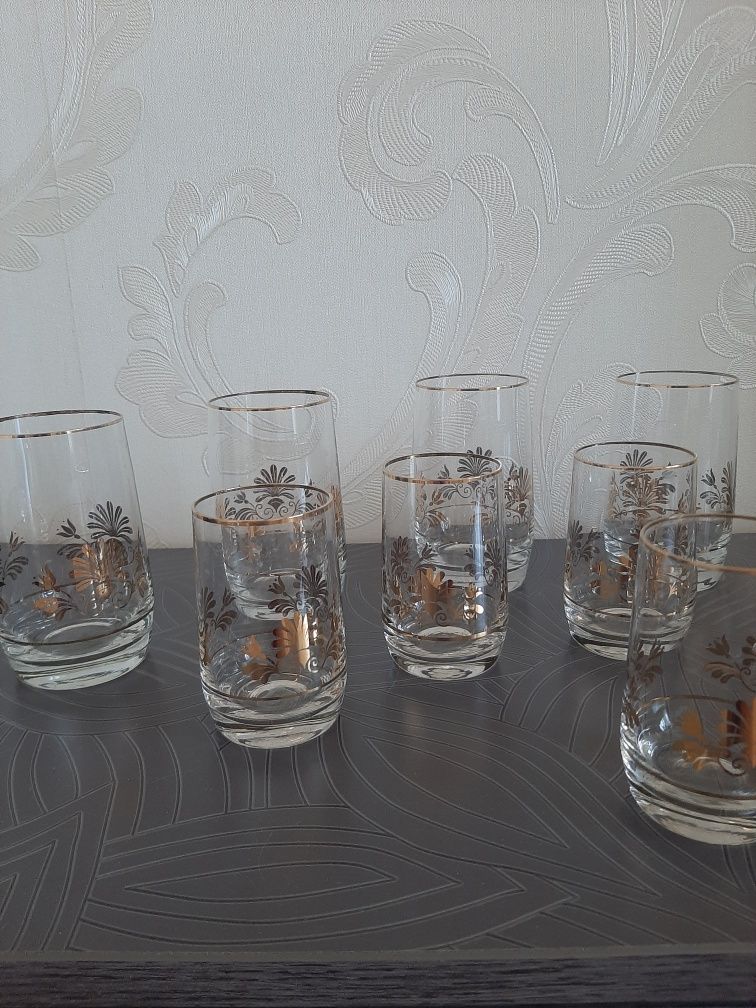 Продам набор стаканов