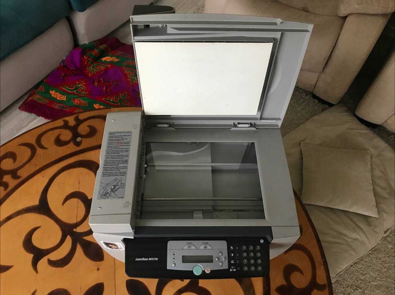 Продам МФУ Canon LaserBase MF5730 (принтер, сканер, ксерокс)