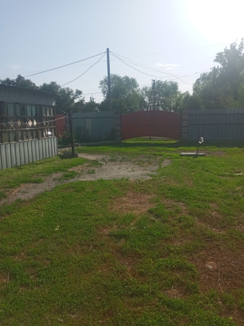 Продам дом 85кв.м с участком  18 соток в пригороде